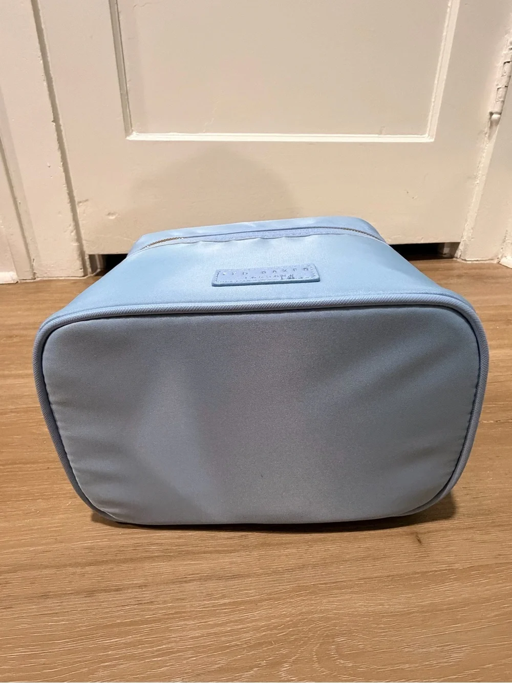 Ted Baker Light Blue Cosmetic makeup train travel case with floral interior
